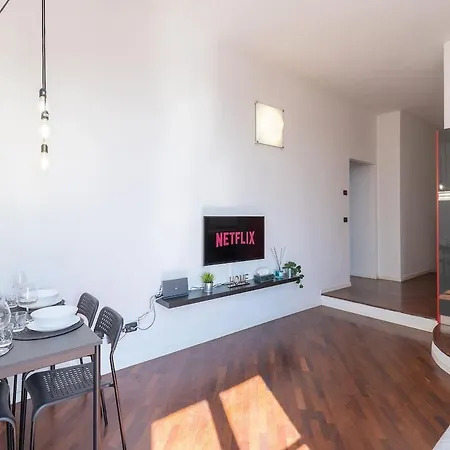 Ale Apartment Castello Imperatore -Parking Disponibile- Prato  Exterior photo